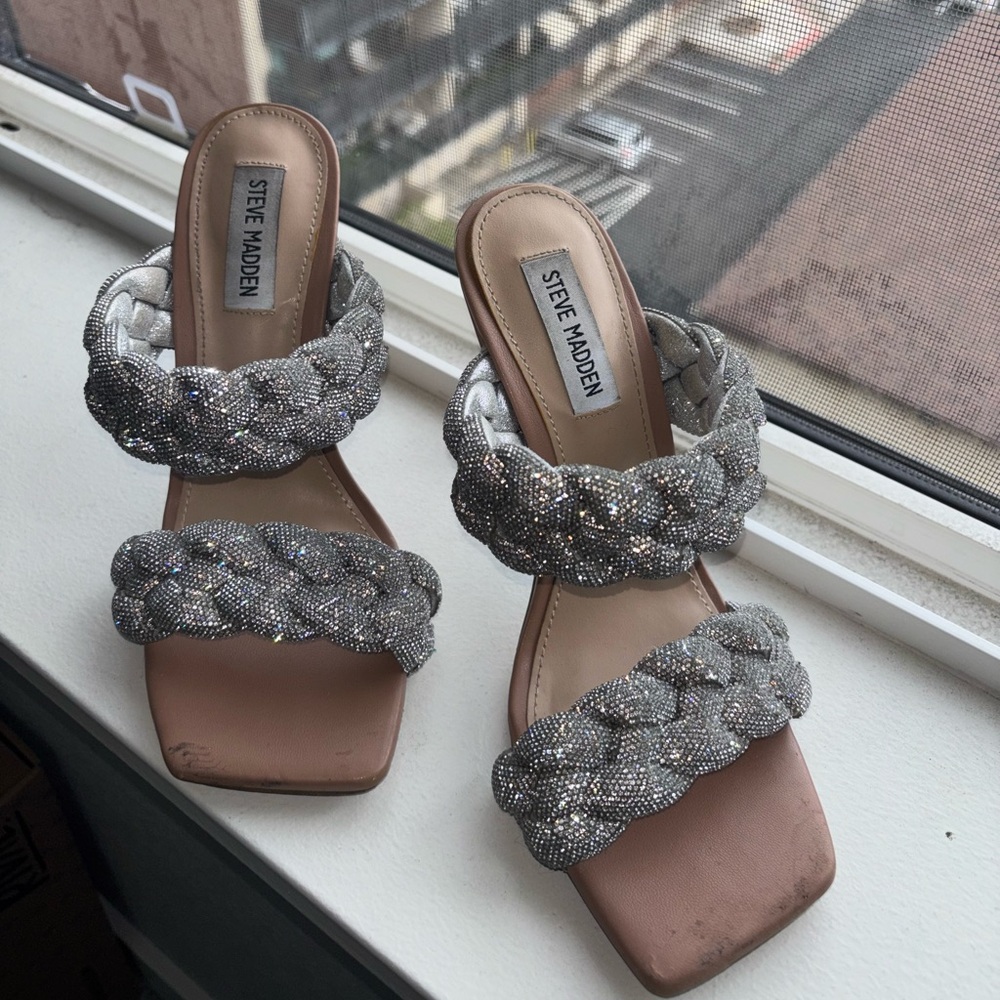 Steve Madden Kenley Heel - Silver Sparkle Size 7.5